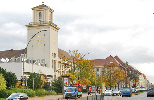 Rathaus Tempelhof;  Bild: Planergemeinschaft für Stadt und Raum eG