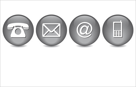 Organisationsstruktur (Symbole: Telefon, Briefumschlag, E-Mail, Handy); Foto: © momius - Fotolia.com