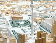 Blick vom Alexanderplatz auf das historische Stadtzentrum